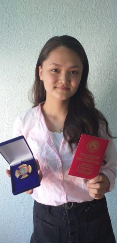 Чингараева Айдана - Золотая медалистка 2018-2019 уч.год