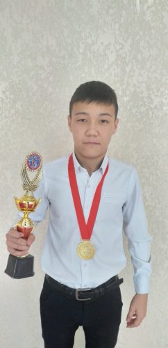 Поздравляем Укиева  Атая , ученика 9-В класса с победой в соревнованиях по вольной борьбе